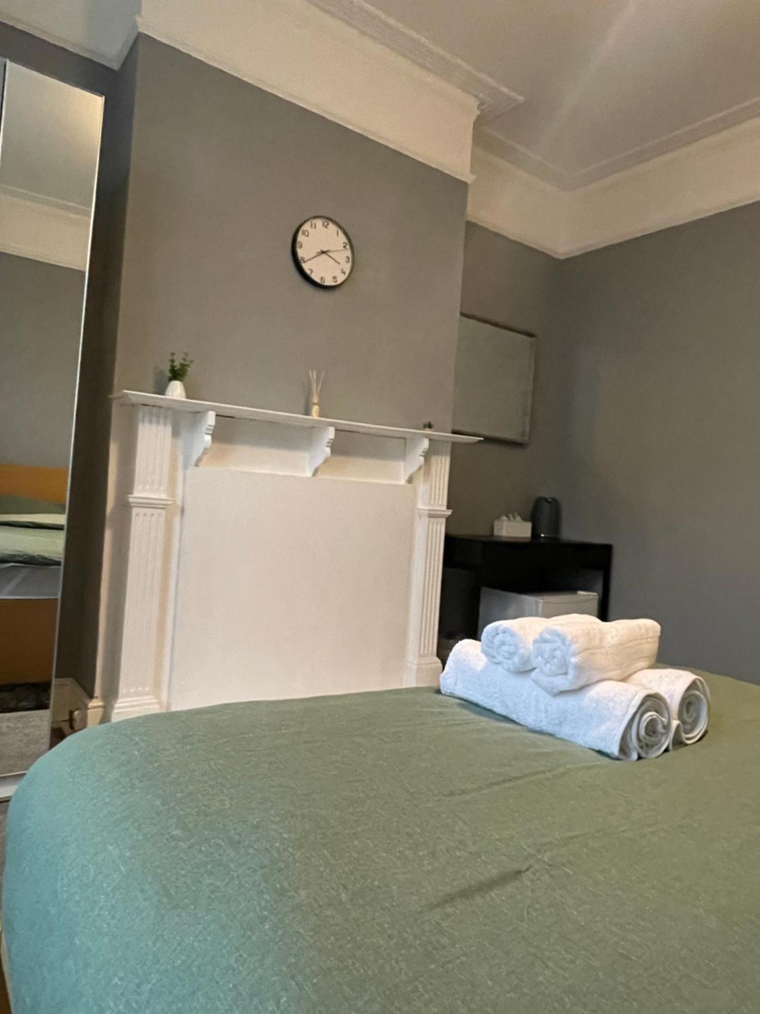 Cosy Double Rooms A Stones Throw From Wembley Stadium London Exterior photo